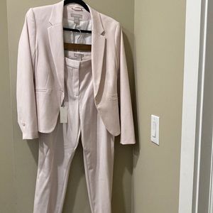 H&M Suit Set Light Pink w tags XS blazer size 2 pants